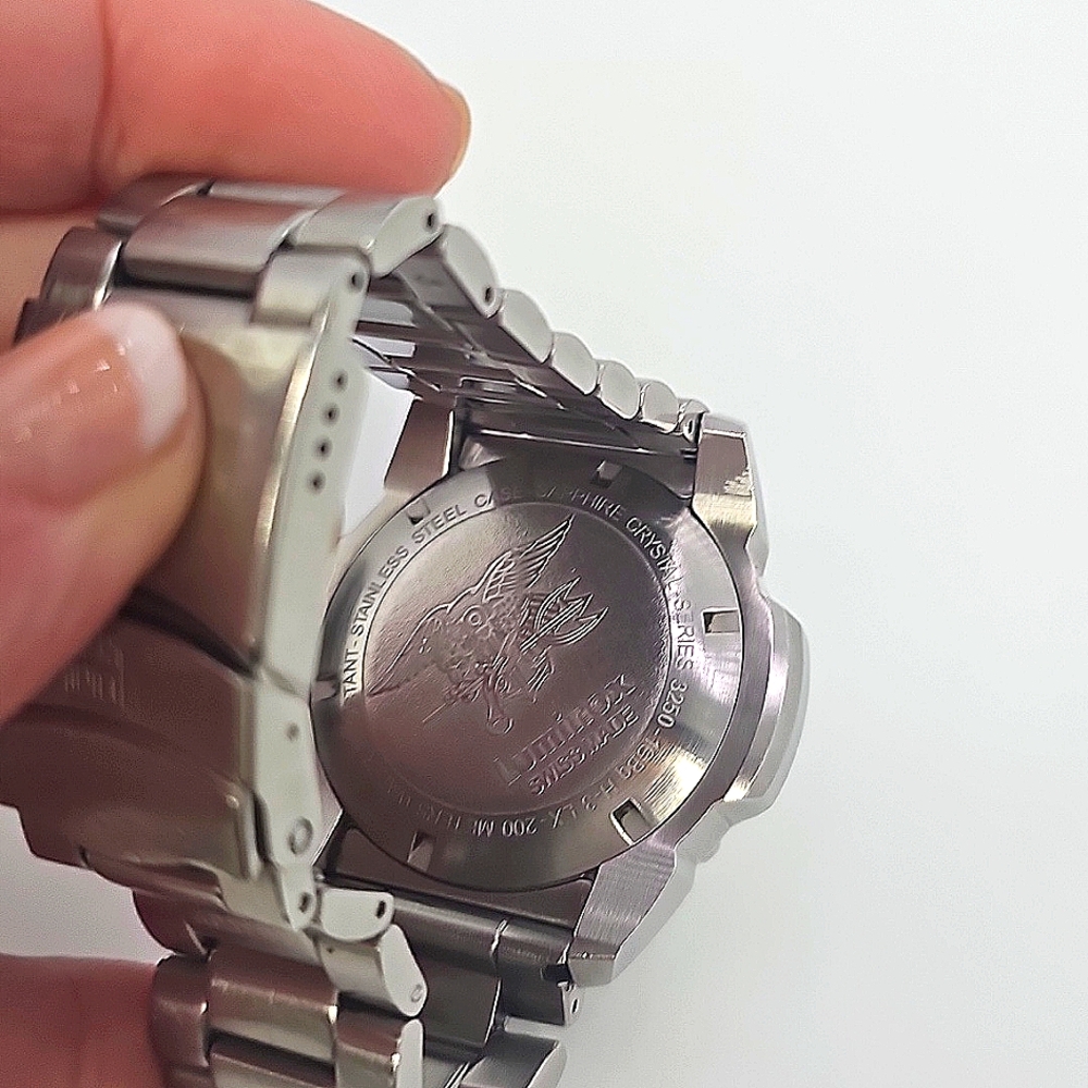 Luminox Silver and White Watch Navy SEAL - Picture 10 of 10